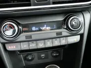 Hyundai Kona 1.6 GDI HEV Fashion | Parkeersensoren achter | Dodehoek sensoren | LM wielen | Climate controle | Adaptive cruise controle | Intelligente sleutel | Navigatie | Bluetooth | Zeer nette auto |