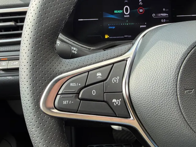 Mitsubishi Colt 1.6 HEV Intense+ | NIEUW | € 4.000 Actiekorting | 8 jaar garantie