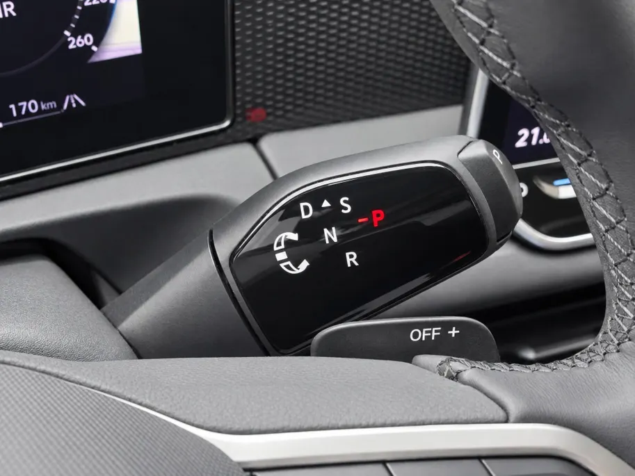 Volkswagen Tiguan 1.5 eTSI 130pk DSG Life Edition · 360 Camera · Wegklapbare Trekhaak · Apple/Android Car Play · Stoel-& Stuurverwarming · 18'' Inch ·