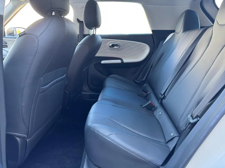 Dongfeng Box Premium Blackline 42 kWh |Demo |Speciale uitvoering| Zeer compleet| 100% elektrisch| 360graden camera|