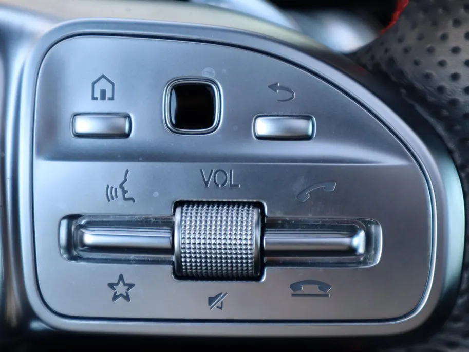 Mercedes-Benz EQB 300 4MATIC AMG Line 7p. 67 kWh