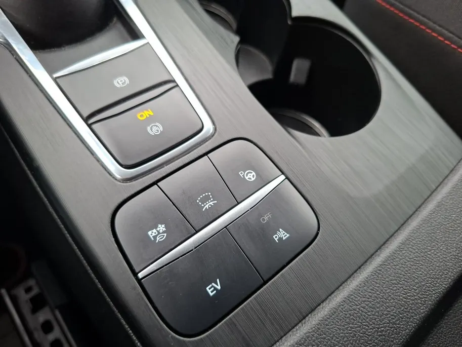 Ford Kuga 2.5 PHEV ST-Line | Winterpack | Driver Assistancepack | Technologypack | Adaptive Cruisecontrol | Camera v+a | Dodehoekdetectie | Head-up Display | El. Achterklep | Full LED