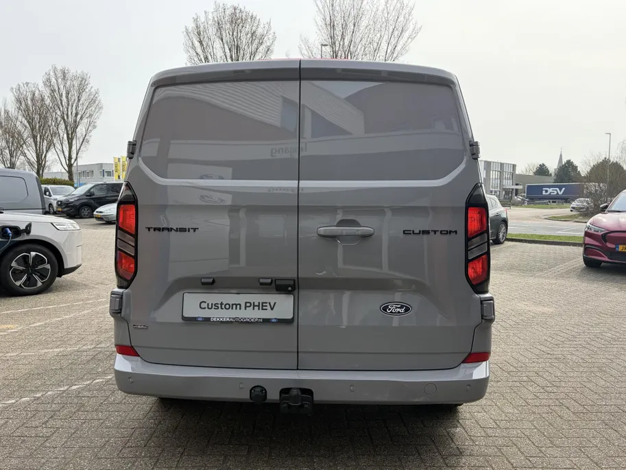 Ford Transit Custom 2.5 PHEV 233PK L2H1 Dubbele Cabine Custom MY2026.50