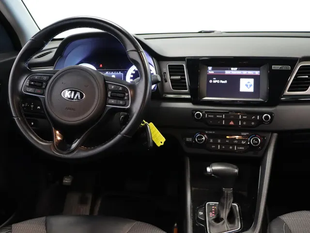 Kia Niro 1.6 GDi Hybrid First Edition