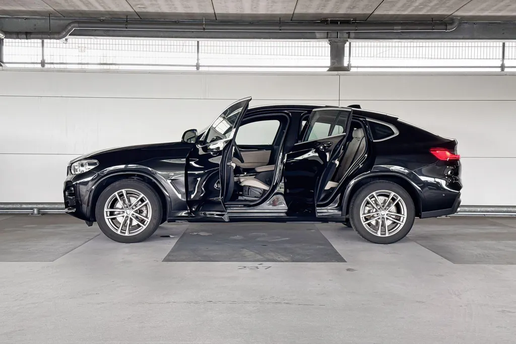 BMW X4 xDrive20i High Executive M-Sport