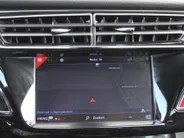 DS DS 3 1.2 PureTech Performance Line | Automaat | Navi | Trekhaak | Clima | 17' LM Velgen | Camera |