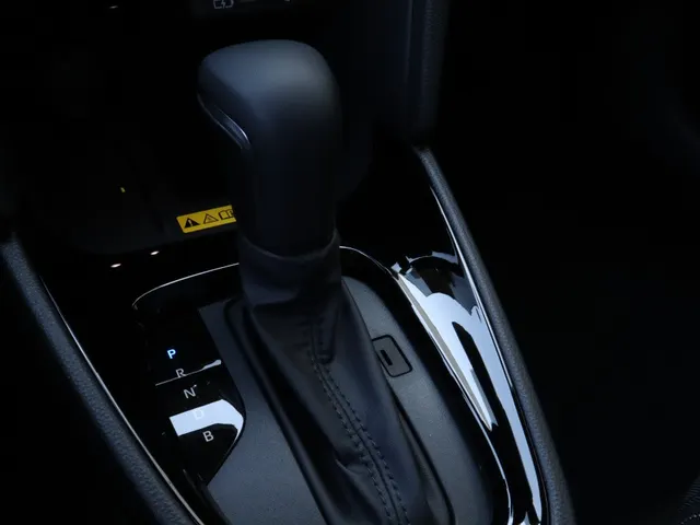 Toyota Yaris Cross 1.5 Hybrid 130 First Editon | Stoel/Stuur Verwarming | Dodehoek Detectie | Carplay