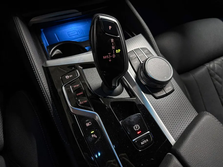 BMW 5-serie Touring 530e Business Edition Plus