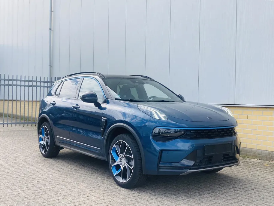 Lynk & Co 01 1.5 PHEV 261PK 1800KG Trekgewicht- Panorama Dak