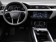 Audi e-tron Sportback 55 quattro S edition 95 kWh 408pk · SOH 99,2% · Panoramadak · 360 Camera · Bang & Olufsen Sound · Afneembare Trekhaak · Matrix LED · Apple/Android Car Play ·