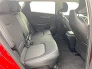 Kia EV6 Light Edition 63 kWh | VOORRAAD VOORDEEL NU €42.950,- | Direct leverbaar | Stoel+Stuur verwarming | Climate control | Navigatie | Parkeer camera achter | Parkeer sensoren voor en achter