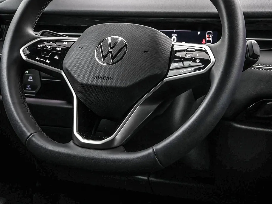 Volkswagen ID.7 Pro Limited Edition 77 kWh accu 286 pk · Achteruitrijcamera · Draadloze telefoonverbinding · LEDER INTERIEUR -