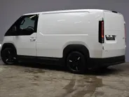 Kia PV5 Cargo 43.3 kWh 150pk L2H1 Essential