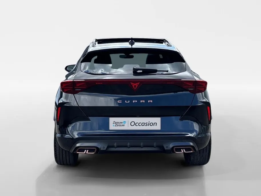 CUPRA Formentor 1.5 - 204PK TSI e-Hybrid Business Automaat | NIEUWE AUTO | Elektrisch Wegklapbare Trekhaak | Schuif/Kantel Dak | Digital Cockpit | Camera | Parkeersensoren | Stoelverwarming | Stuurwielverwarming | Apple CarPlay/Android Auto |