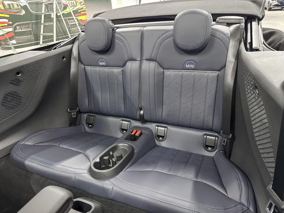 MINI Cooper Cabrio Cooper C