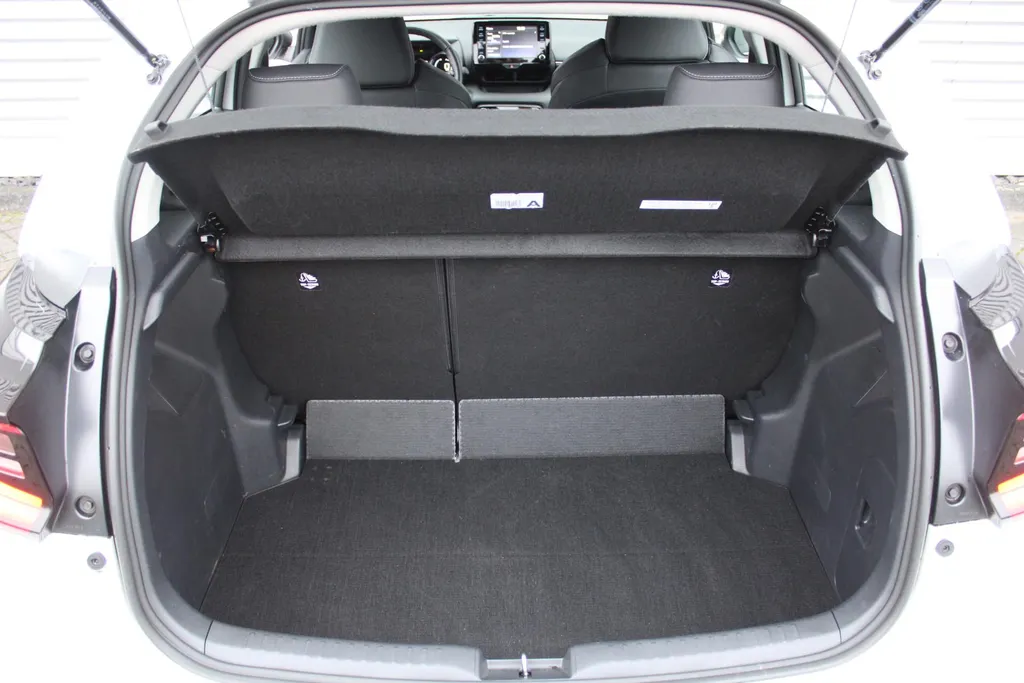 Mazda 2 Hybrid 1.5 Agile Comfort pakket | Airco | Cruise | Apple Carplay | Android Auto | Camera | 15' LM |