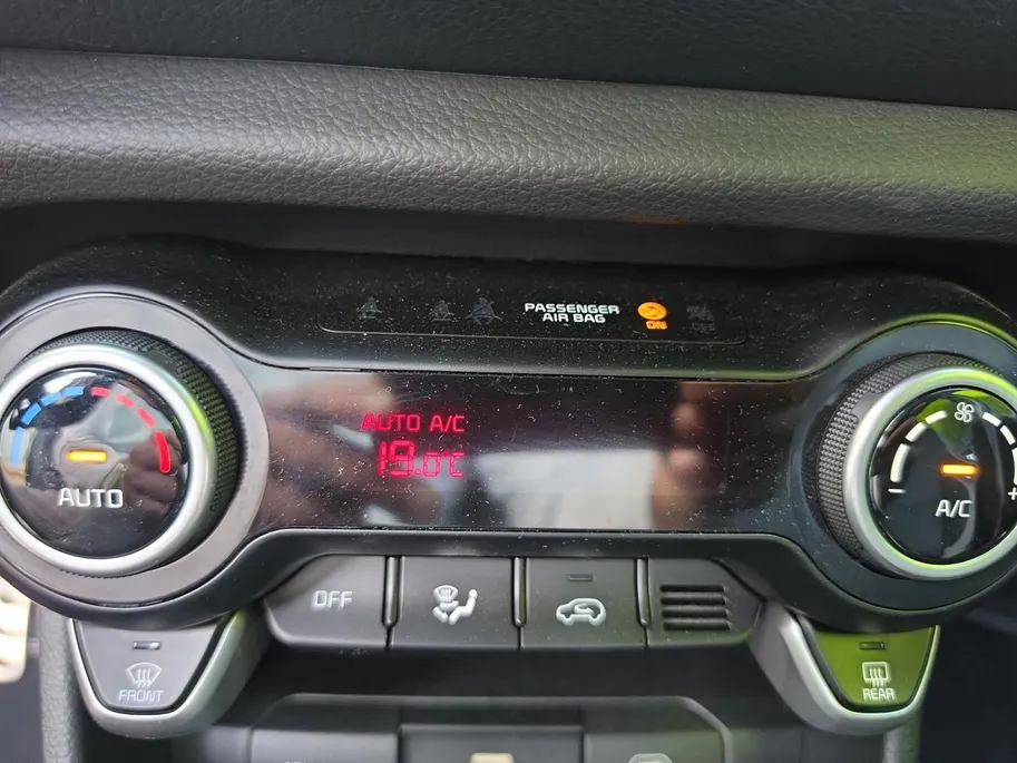 Kia Picanto 1.0 DPI GT-Line | Stoel + stuurverwarming | Lederen bekleding | Schuif/kanteldak | Navigatie | Parkeersensoren achter