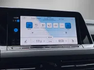 Volkswagen Golf 1.4eHybrid 180kW/245PK GTE · Panoramadak · Navigatie · Apple/Android Car Play
