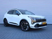 Kia Sportage 1.6 T-GDi Hybrid GT-Line | Trekhaak | Stuur-/stoelverwarming | Elek. stoelverstelling + achterklep | Schuifdak | 18' LM | Cruise adapt. | Camera |