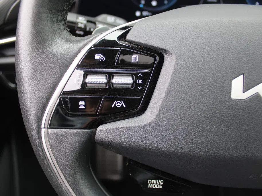 Kia Niro 1.6 GDi Hybrid ExecutiveLine | Automaat | Harman Kardon | Leder | Elek. Stoelverstelling met geheugen | Heads-up Display | Trekhaak | All season |