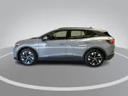 Volkswagen ID.4 Pro 128KW/174PK 77 kWh · SOH 95,6% · Camera · Warmtepomp · Apple/Android Car Play ·  Parkeer Sensoren · Fabrieksgarantie t/m 23-05-2027 of 100.000KM ·