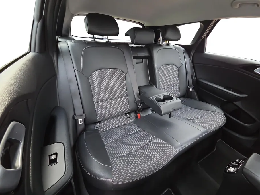 Kia Ceed Sportswagon 1.6i PHEV DynamicPlusLine Navi | Camera | Stoel + Stuurverwarming | Elektr. Achterklep | LED | Apple Carplay & Android Auto | Metallic lak | NAP