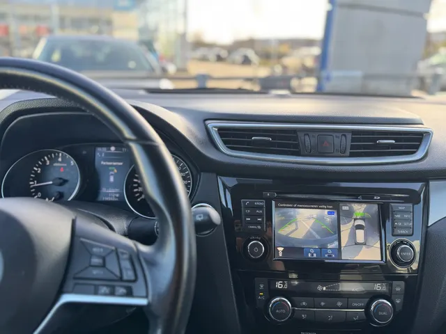 Nissan QASHQAI 1.6 Tekna Design