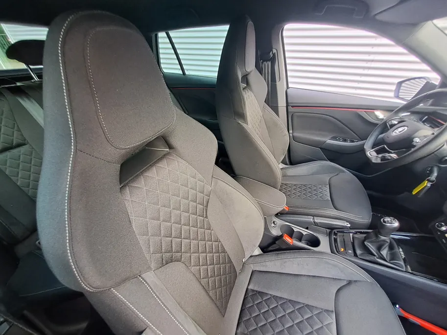 Škoda Scala 1.0 TSI Sport Business | Navigatie | Adaptive Cruise | Sensoren | Climate | Apple Carplay/Android Auto