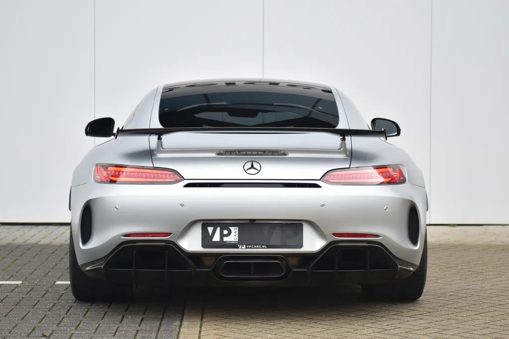 Mercedes-Benz AMG GT 4.0 R