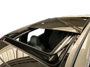 Kia Sorento 1.6 T-GDi Plug-in Hybrid 4WD DynamicPlusLine 7p | Apple Carplay / Android Auto | Navigatiesysteem | Licht + Regensensor | Stoel + Stuurverwarming | Elektrisch Verstelbare Bestuurdersstoel | Elektrisch Bedienbaar Schuif / Kanteldak | Elektrisch bedienbare 