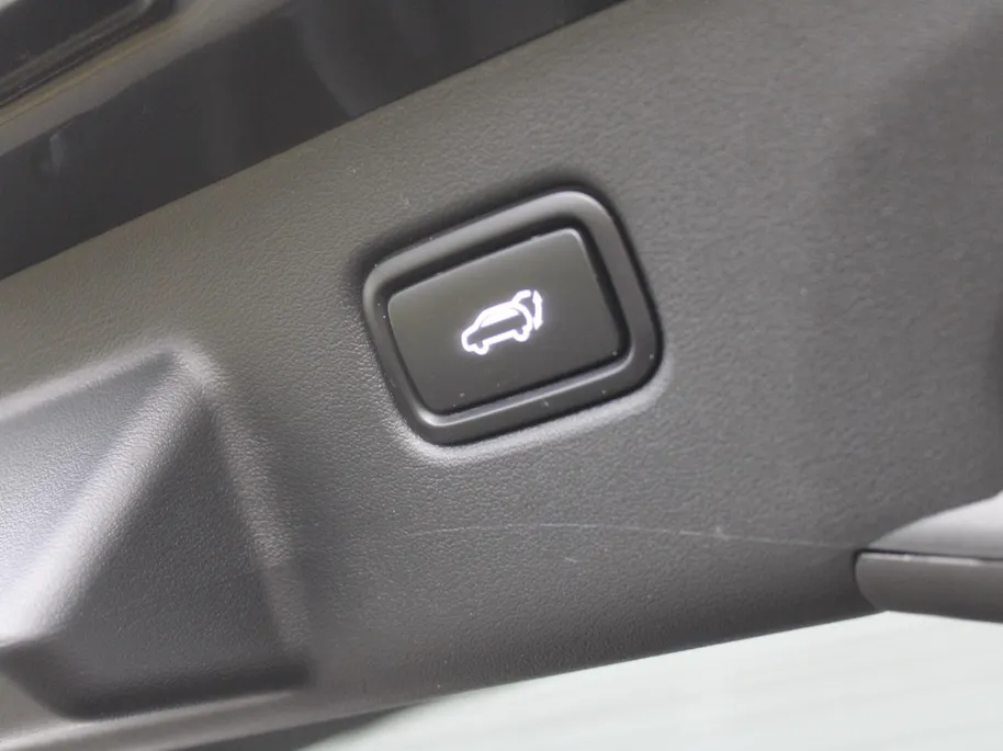 Kia EV6 Edition Advanced 77.4 kWh | Navi | Airco | 20' LM | Camera | Elektrische klep | BTW auto | 17% bijtelling |