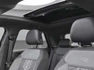 Volkswagen T-Roc 1.5TSI/150PK R-Line Black Style · Panoramadak · Apple/Android Car Play · Camera + Parkeersensoren · Stoelverwarming ·  Garantie t/m 07-08-2027