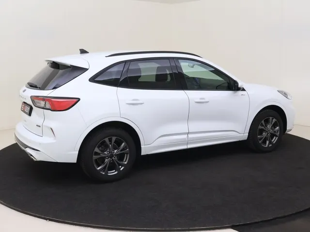Ford Kuga 2.5 PHEV ST-Line X