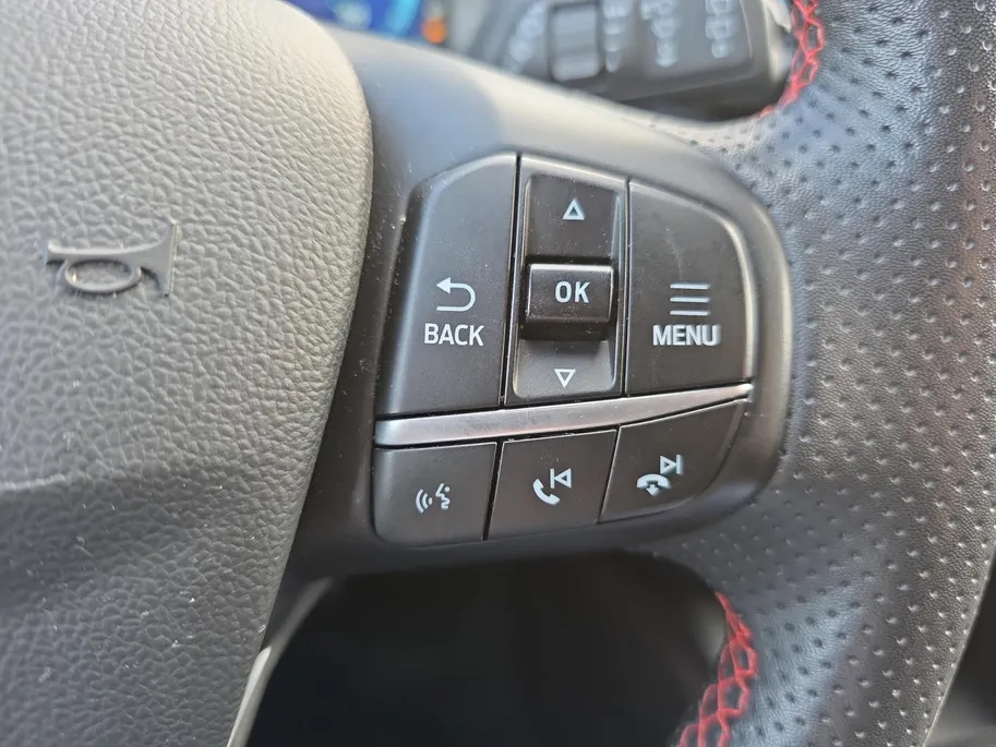 Ford Kuga 2.5 PHEV ST-Line | Winterpack | Head-Up | Dodehoek Detectie | Elektr. Achterklep | Adapt. Cruise Control | 12 maanden garantie! |