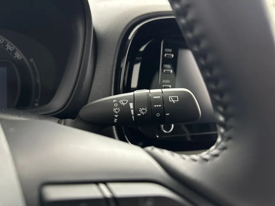 Toyota Aygo X 1.0 Pulse | 17'' L.M. Velgen | Adaptieve Cruise Control | App Connect