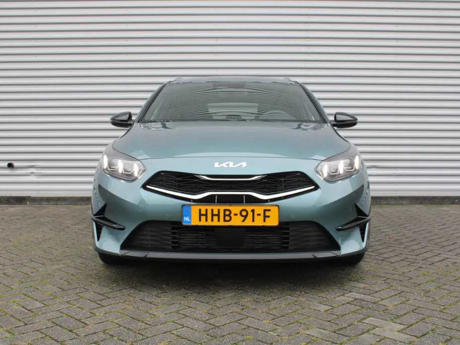 Kia Ceed Sportswagon 1.0 T-GDi MHEV Design Edition | Stuur-/stoelverwarming | Cruise adapt. | Camera | 16' LM | Elek. achterklep | JBL audio | LED |