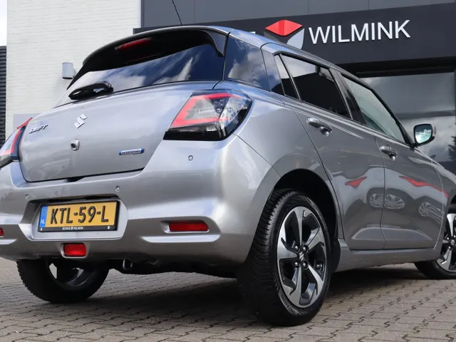 Suzuki Swift 1.2 Style Hybrid Automaat Keyless | Adaptive Cruise | AllSeasons