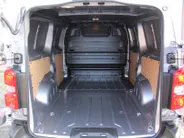 Toyota ProAce Long Worker 2.0 D-4D Challenger | Carplay | PDC | Airco | Cruise | Schuifdeur rechts |