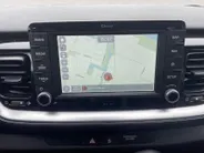 Kia Stonic 1.0 T-GDi Sports Edition | LM-Velgen | Navigatie | Parkeer camera | Cruise control | Luxe interieur