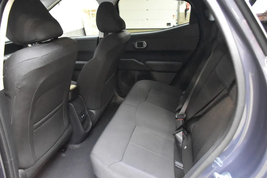 Hyundai IONIQ 3 42 kWh 147pk Vision I 750,= introductie voordeel