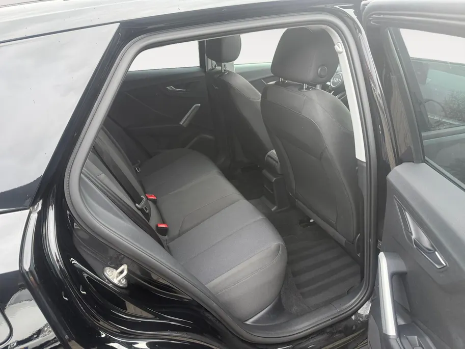 Audi Q2 35 TFSI Pro Line | Automaat | Schuif-kantel Dak | Climate Control | Cruise Control | DAB | 12 Maanden Bovag Garantie