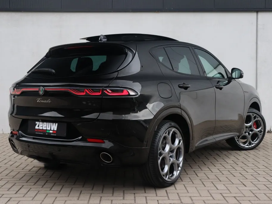 Alfa Romeo Tonale 1.3T PHEV 280 PK Veloce | Schuifdak | Harman | Leder | 20'