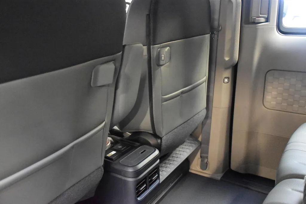 Kia PV5 Passenger 71,2 kWh Elite Executive NIEUW