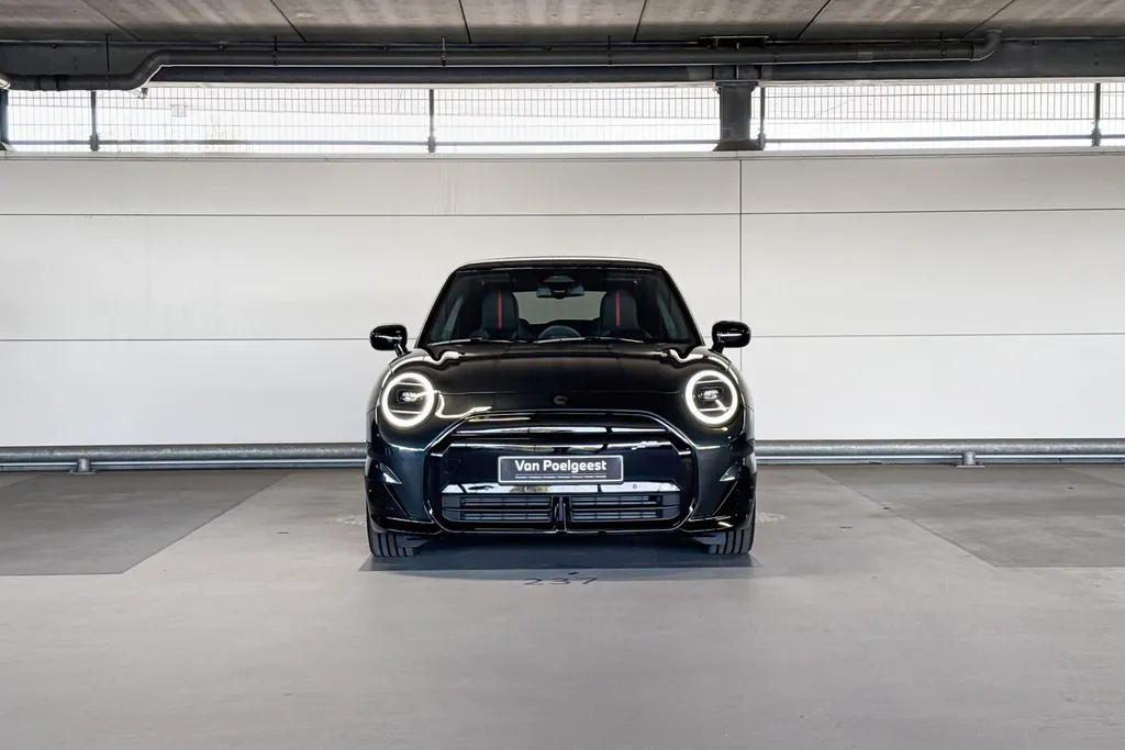 MINI Cooper 3-deurs Electric Cooper SE John Cooper Works M 54.2 kWh