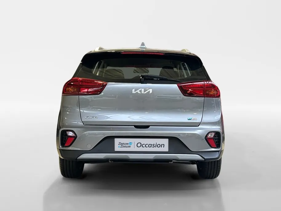 Kia Niro 1.6 GDi Hybrid DynamicLine | Apple Carplay / Android Auto | Navigatiesysteem | Licht + Regensensor | Parkeersensoren + Camera Achter | Climate Control | Cruise Control Adaptief | Rijstrooksensor + Correctie