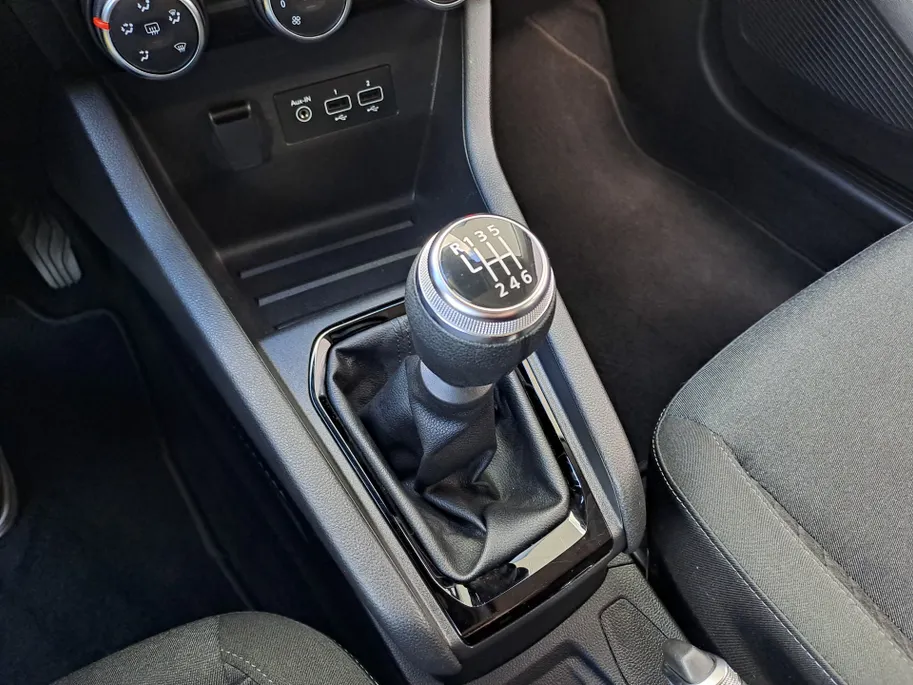 Renault Clio 1.0 TCe 90 Equilibre | Navigatie | Cruise | DAB | Rijstrooksensor met correctie | Airco | Apple Carplay/Android Auto