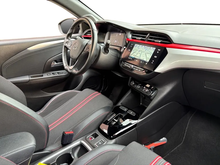 Opel Corsa-e GS Line 50 kWh | Navigatie | Cruise Control | Apple Carplay/Android Auto | Achterruitrij Camera | Lichtmetalen Velgen |