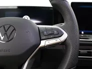 Volkswagen Tiguan 1.5 eHybrid 272pk DSG R-Line Edition · Panoramadak · Inklap. Trekhaak · 360 Camera · Matrix LED · Massagefunctie · Dodehoeksensor · Garantie t/m 27-10-2029 of 100.000km
