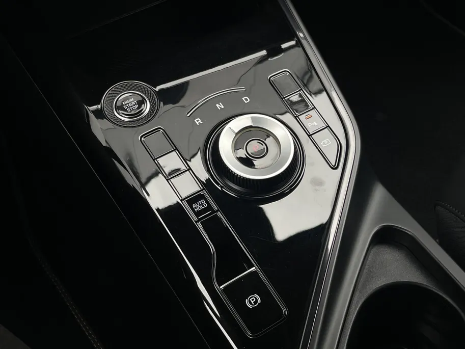 Kia Niro 1.6 GDi Hybrid ComfortLine | Camera | Navi | Apple Carplay | Android Auto | Lichtmetalen Velgen |