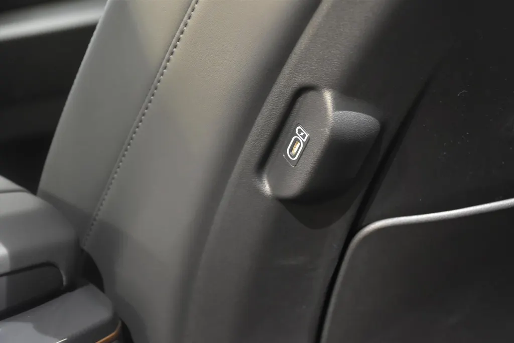 Kia EV5 81,4 kWh 217pk 2WD Plus Advanced NIEUW TE BESTELLEN